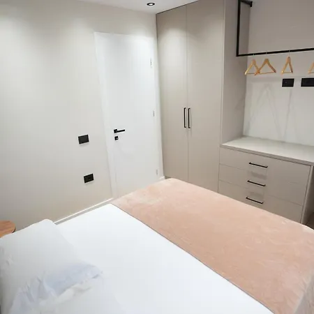 Appartement Huqi Luxury 1 *