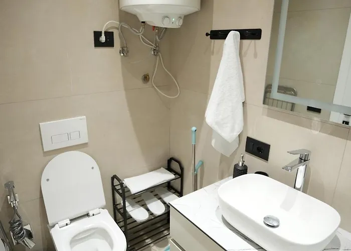 Huqi Luxury 1 * Tirana